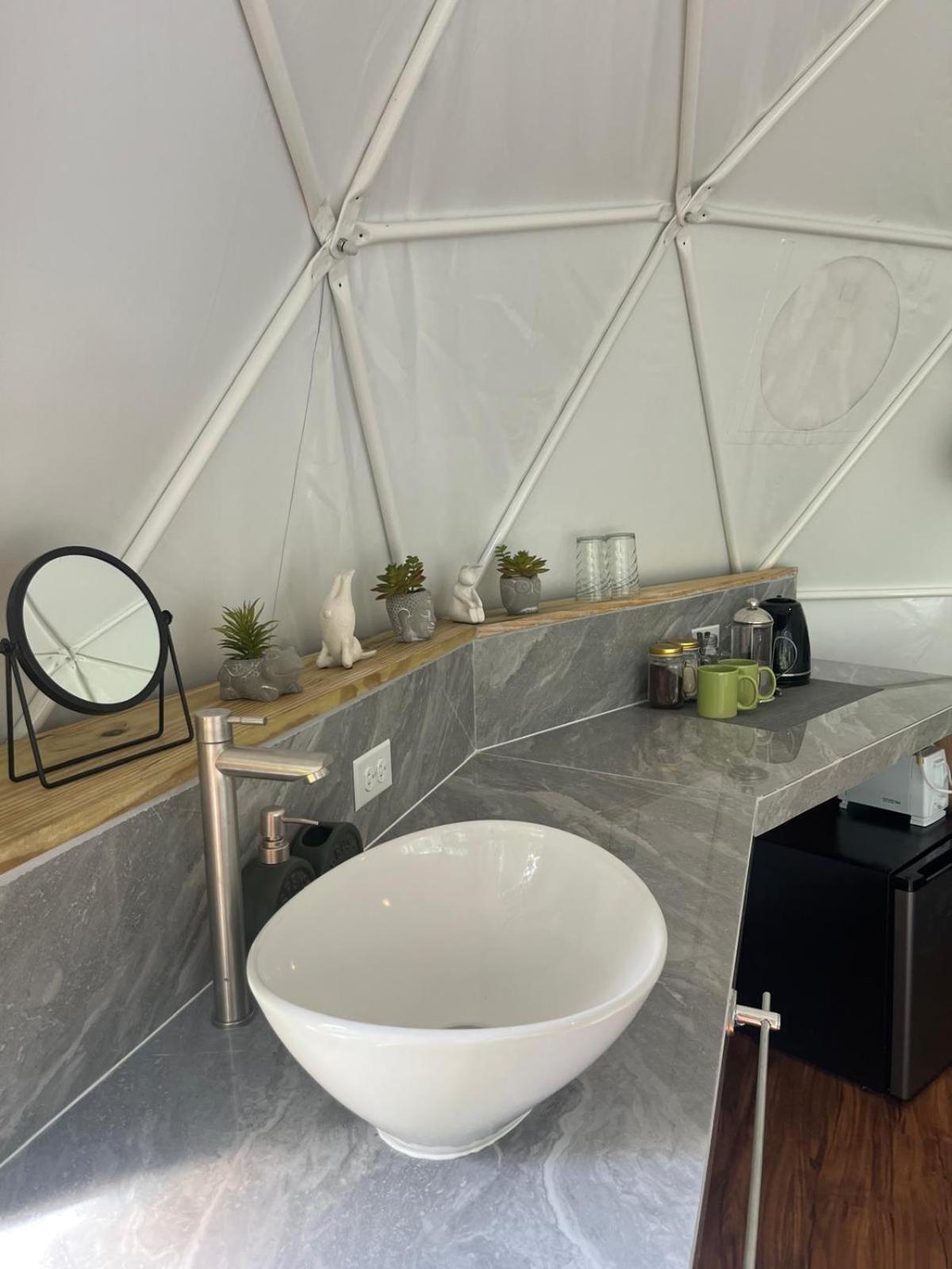 La Comarca River Glamping Dome Near Manuel Antonio Exterior foto